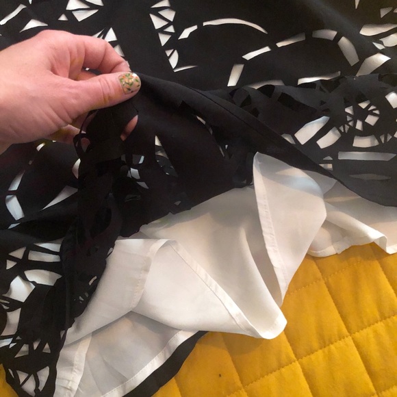 Laser Cut-Out Lace up Black and White Dress - Picture 6 of 6